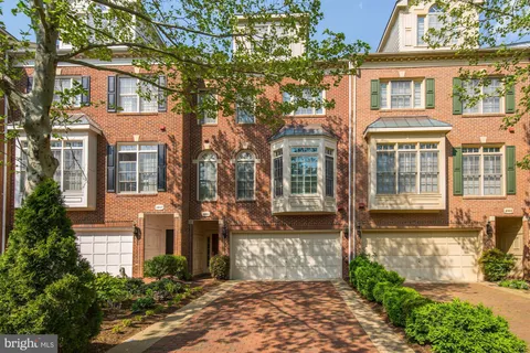 $7,750 | 4005 Mansion Drive Northwest, Washington, DC 20007