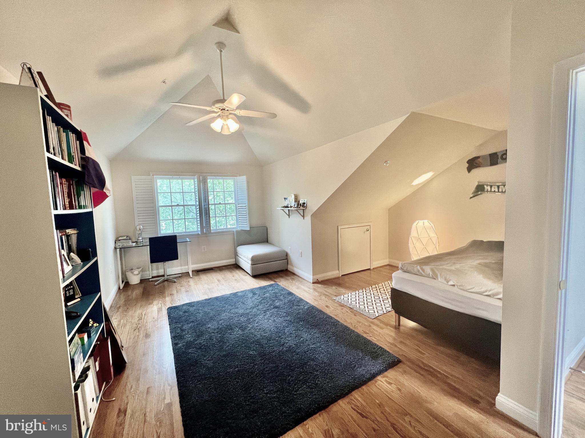 4005 Mansion Drive Northwest Washington, DC 20007 - Photo 22 of 32 Lovely top level bedroom