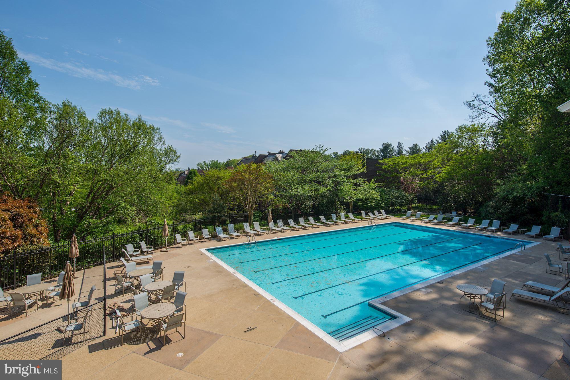 4005 Mansion Drive Northwest Washington, DC 20007 - Photo 28 of 32 Community Pool