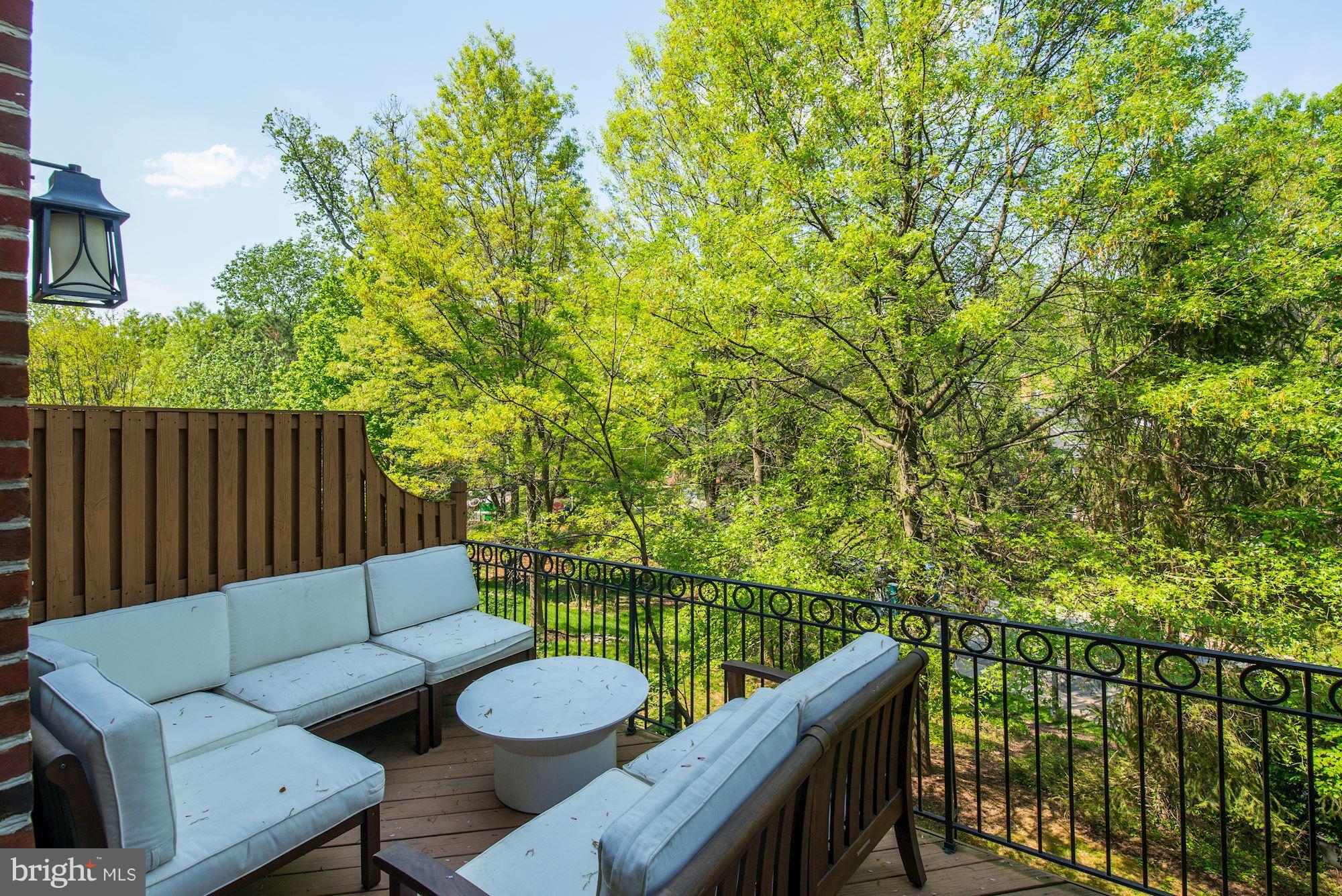 4005 Mansion Drive Northwest Washington, DC 20007 - Photo 7 of 32 Exterior (Rear)