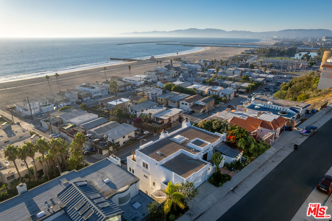 7047 Vista Del Mar Lane Playa del Rey, CA 90293 - Photo 67 of 75 an aerial view of residential building with parking