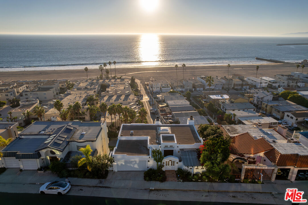 7047 Vista Del Mar Lane Playa del Rey, CA 90293 - Photo 68 of 75