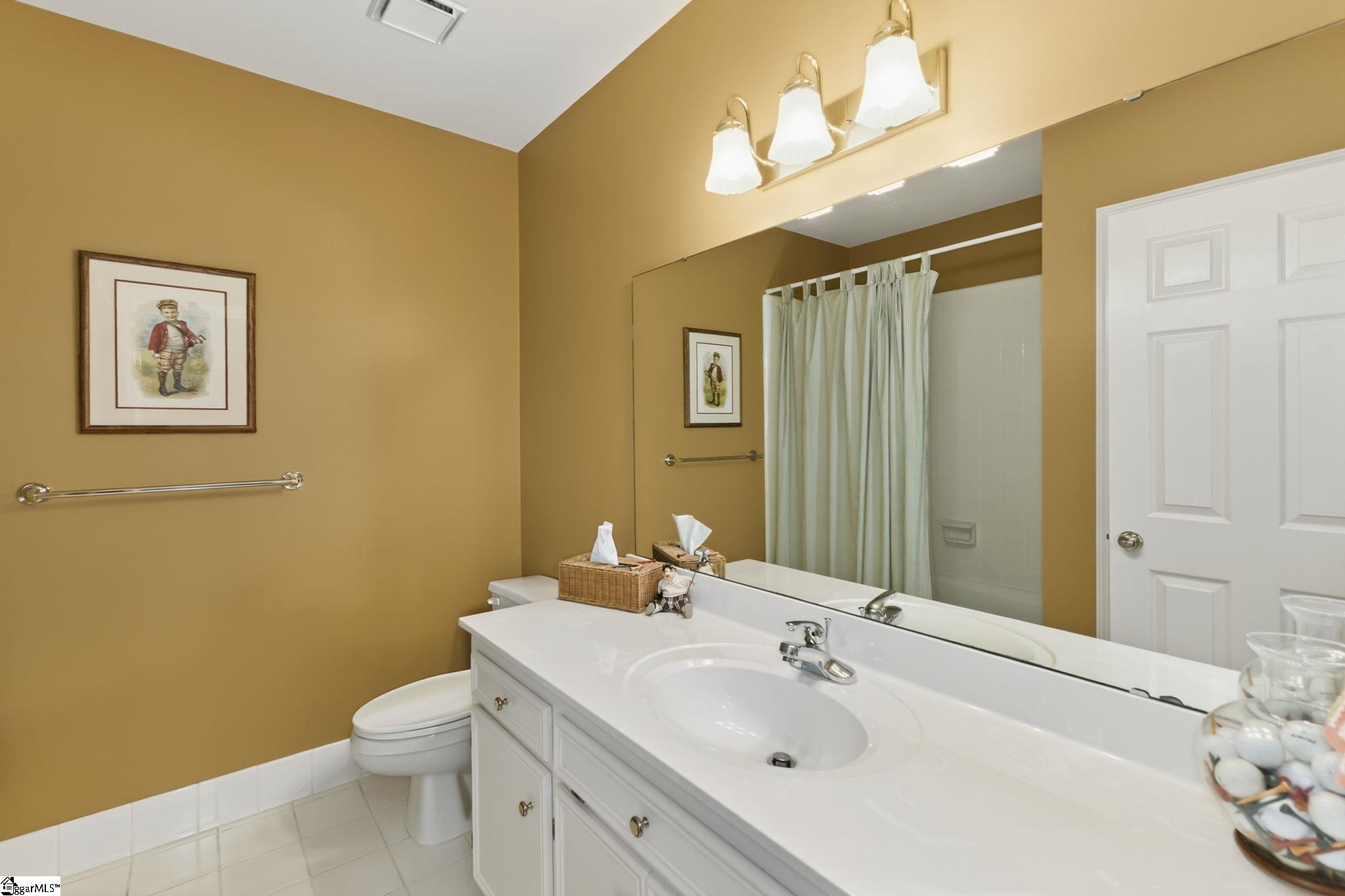 242 Woods Road Greer, SC 29650 - Photo 34 of 50 Gallery Image 34