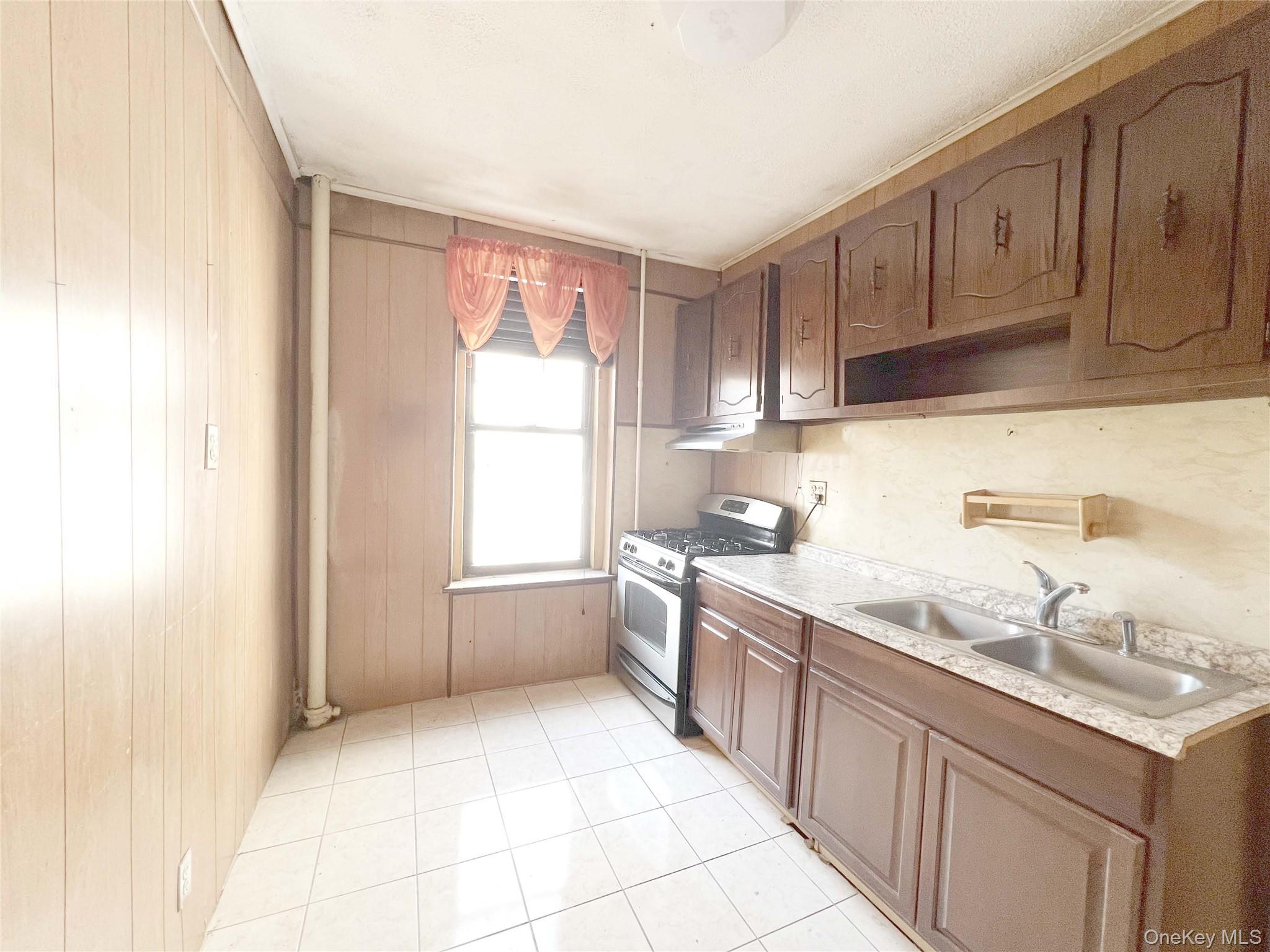 1405 Prospect Place, Unit A7 Brooklyn, NY 11213 - Photo 2 of 5