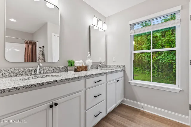 $390,000 | 8851 Chapman Trce Way, Knoxville, TN 37920