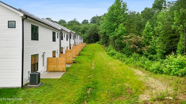 $390,000 | 8851 Chapman Trce Way, Knoxville, TN 37920