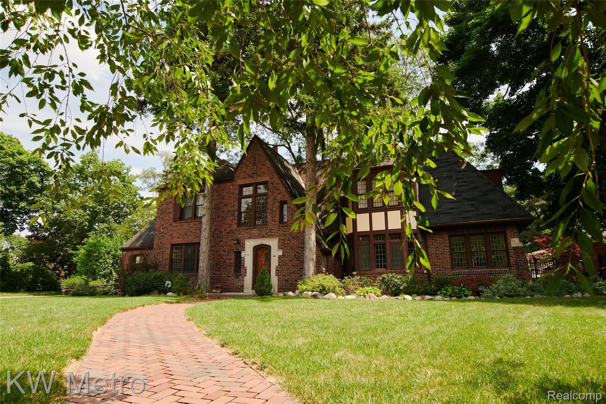 19320 Afton Road Highland Park, MI 48203 - Photo 57 of 59 19320 Afton -- Exterior View 2.jpg