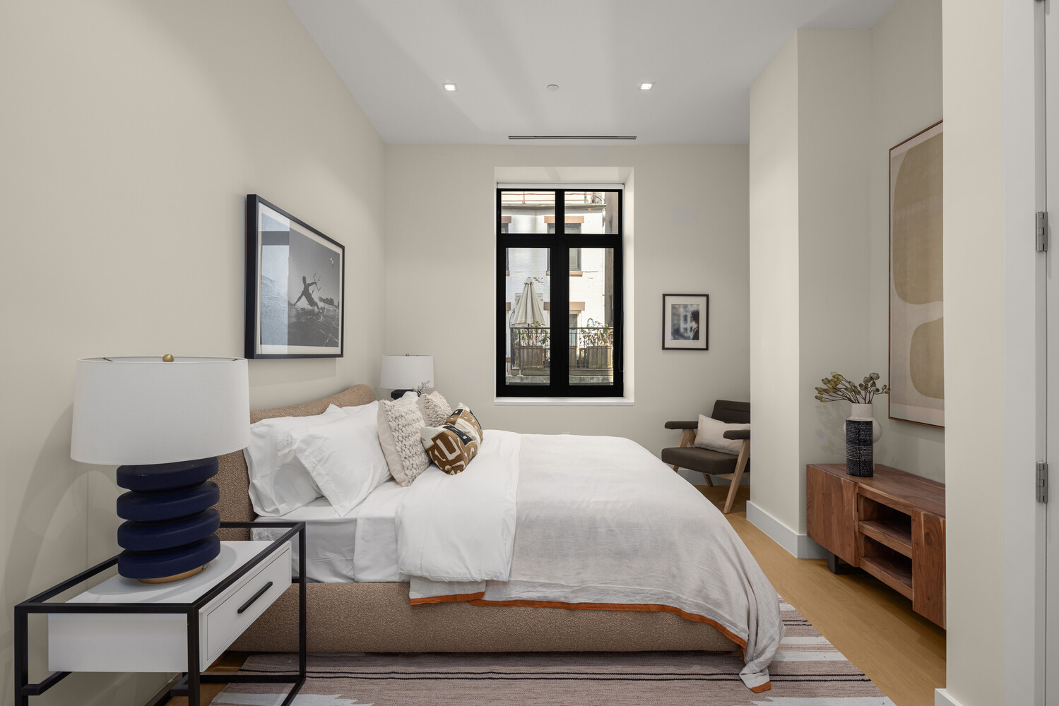 435 West 19th Street, Unit 3C Manhattan, NY 10011 - Photo 4 of 10