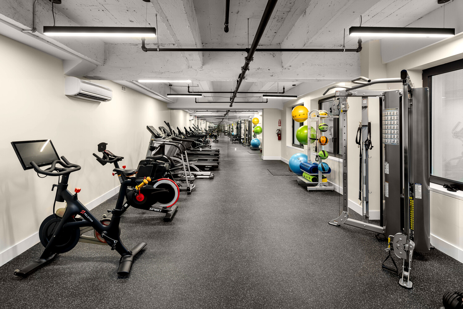 435 West 19th Street, Unit 3C Manhattan, NY 10011 - Photo 7 of 10