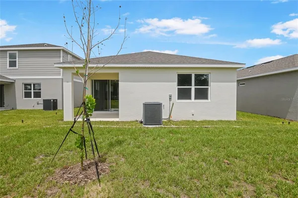 $306,700 | 749 Lake Dell Drive, Dundee, FL 33838