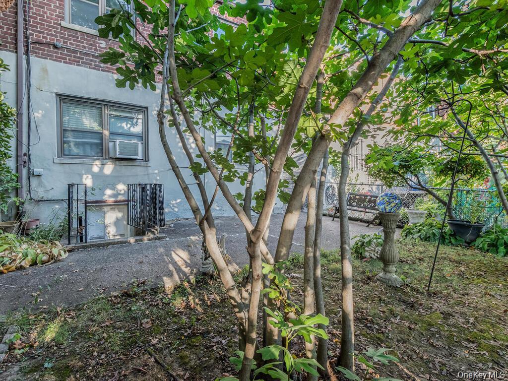 1863 Williamsbridge Road Bronx, NY 10461 - Photo 22 of 23