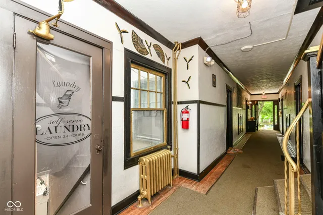 $925 | 590 Woodruff Pl E Drive, Indianapolis, IN 46201