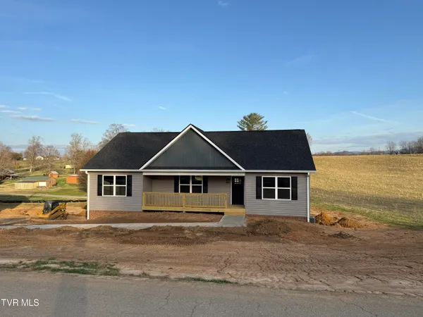 $385,000 | 400 Barren Valley Road, Chuckey, TN 37641