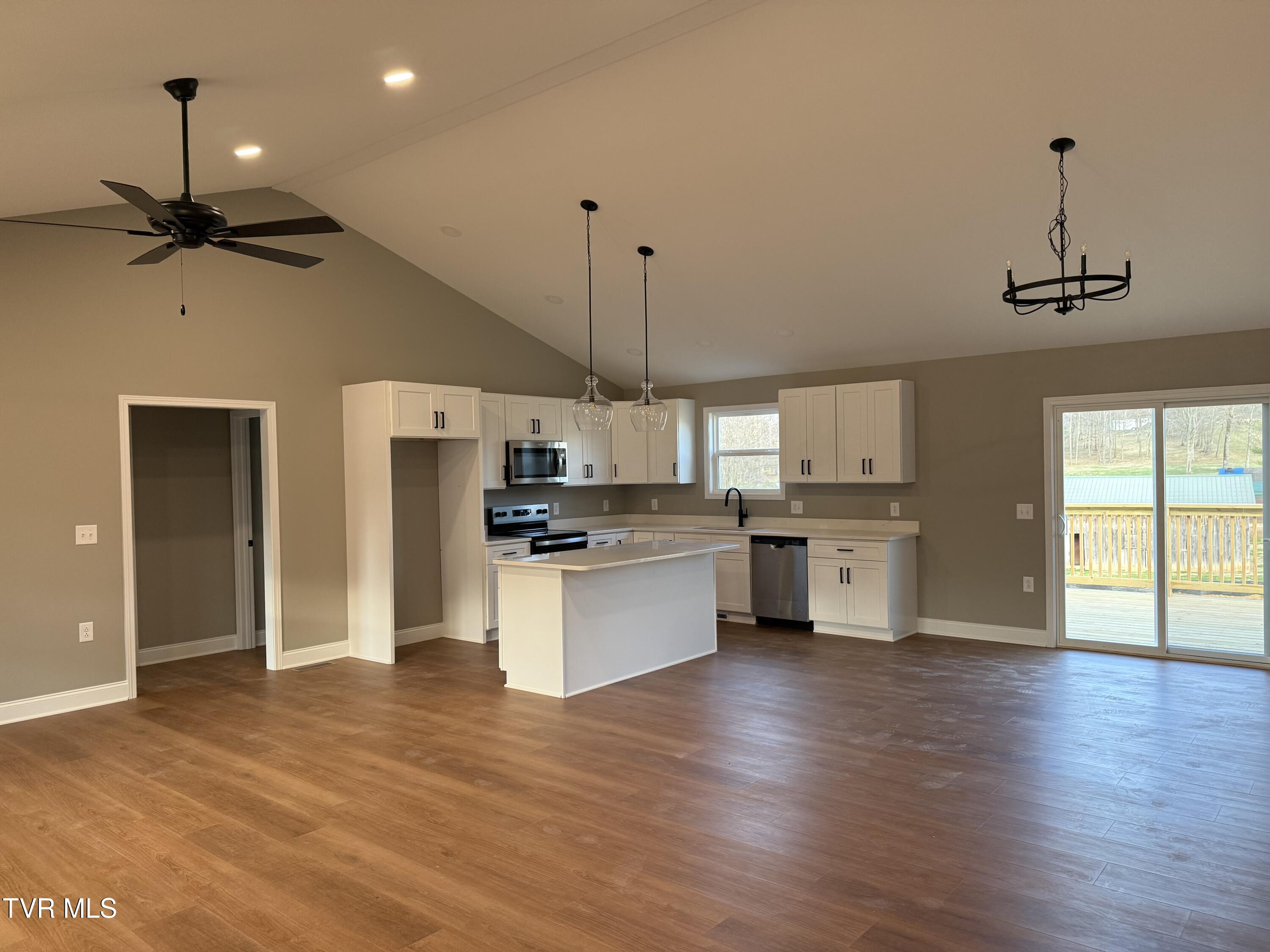 400 Barren Valley Road Chuckey, TN 37641 - Photo 2 of 2 IMG_3491