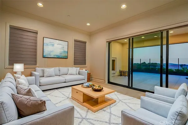 $2,550,000 | 33 Manzanillo, Lake Forest, CA 92630