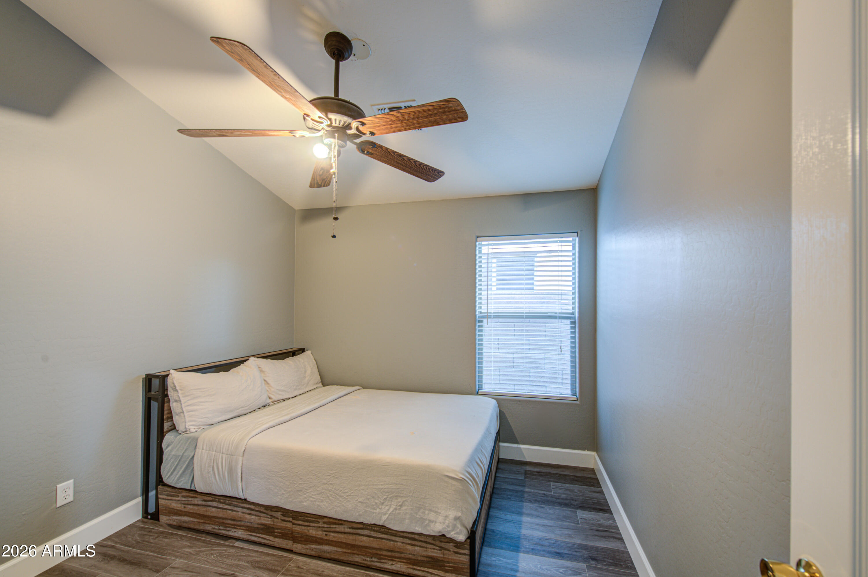 9130 West Riverside Avenue Tolleson, AZ 85353 - Photo 19 of 31 Bedroom 2-pic 1
