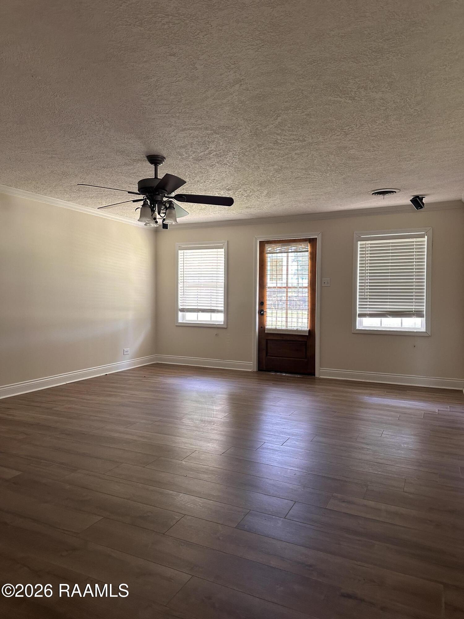 1606 Airport Road Jennings, LA 70546 - Photo 9 of 28 IMG_4023