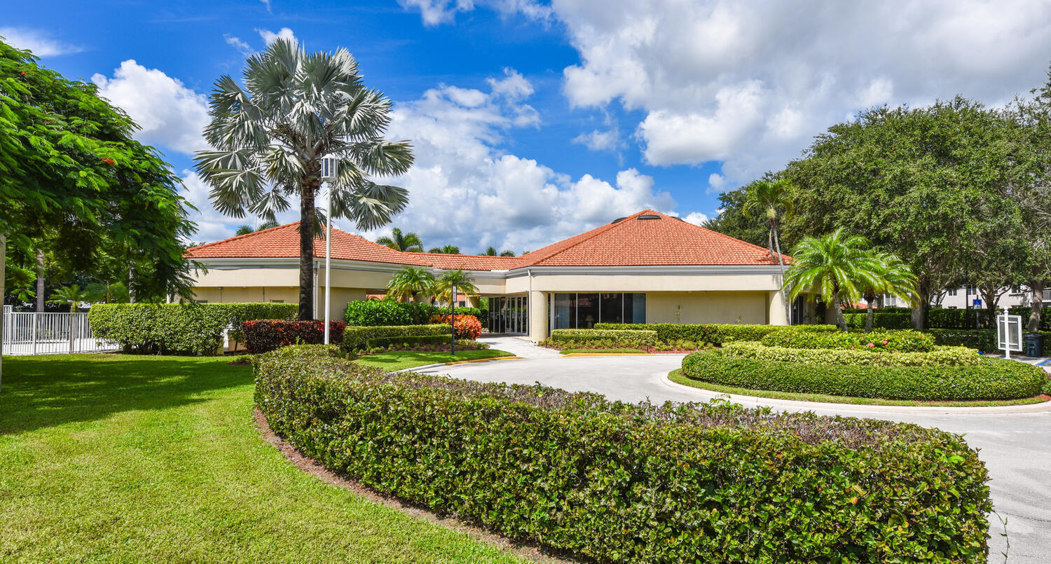 8694 Vía Reale, Unit 4 (61U) Boca Raton, FL 33496 - Photo 27 of 35 8694 Va Reale Unit 4 Boca-large-029-009-
