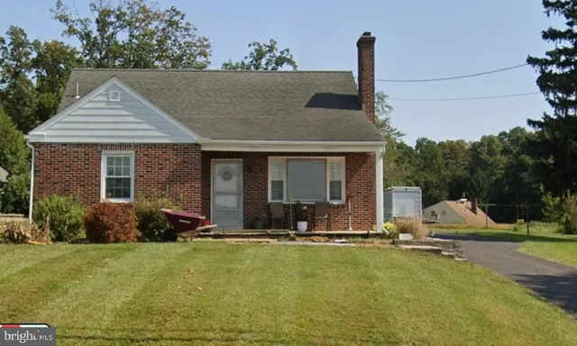 $1,895 | 1159 Lebanon Road, Manheim, PA 17545