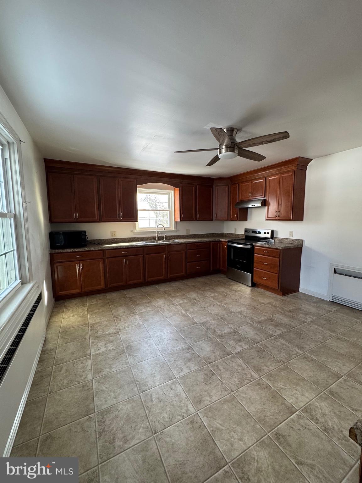 1159 Lebanon Road Manheim, PA 17545 - Photo 2 of 12