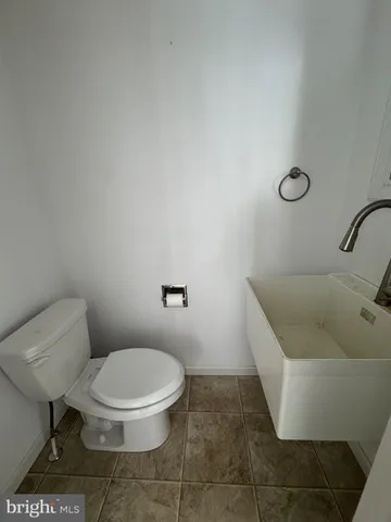 $1,895 | 1159 Lebanon Road, Manheim, PA 17545