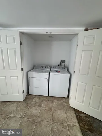 $1,895 | 1159 Lebanon Road, Manheim, PA 17545