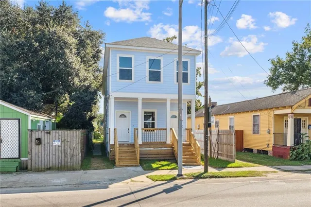 $1,600 | 2360 North Robertson Street, New Orleans, LA 70117