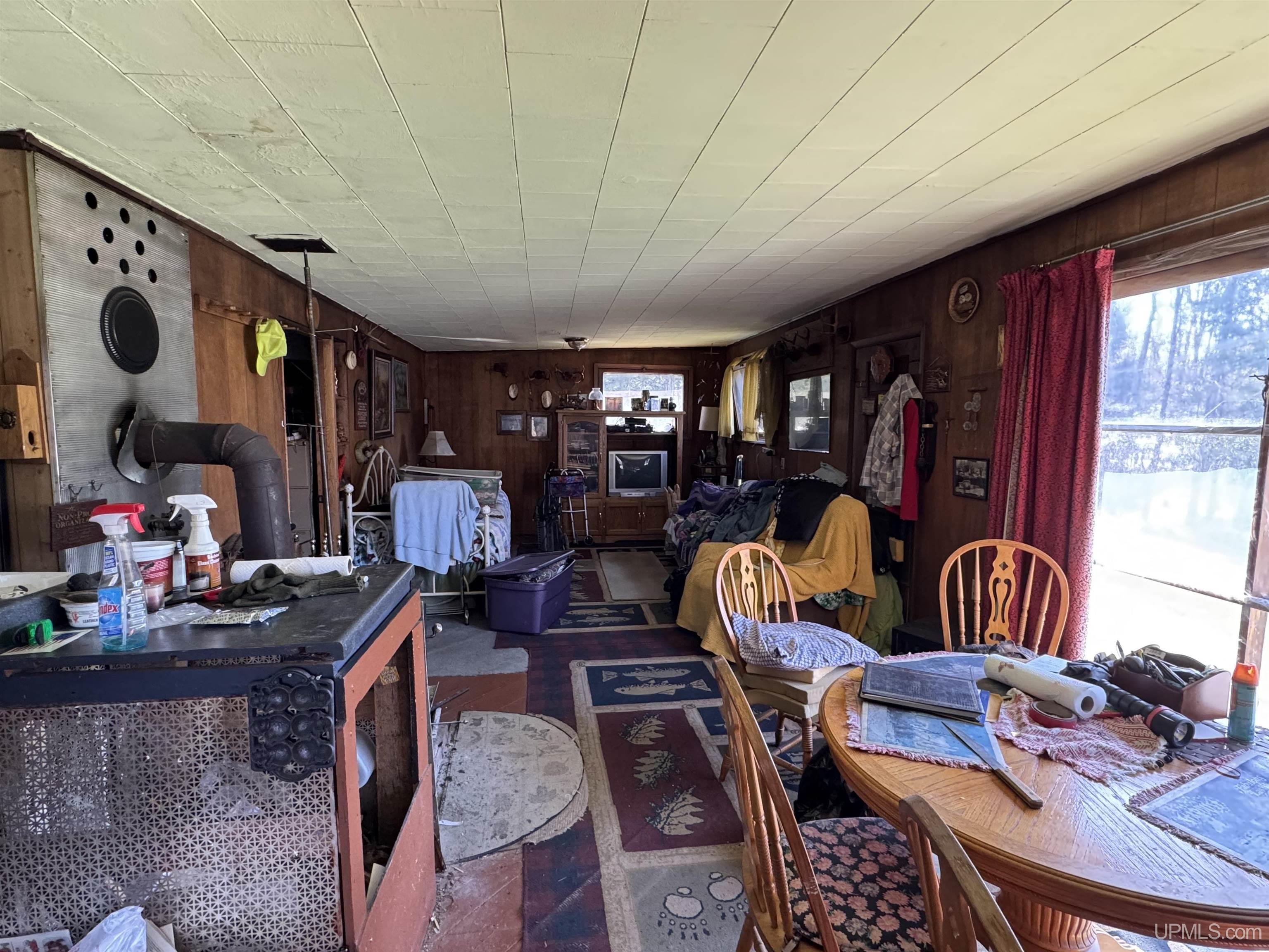 5278 27.5 Road Gladstone, MI 49837 - Photo 36 of 44 Gallery Image 36