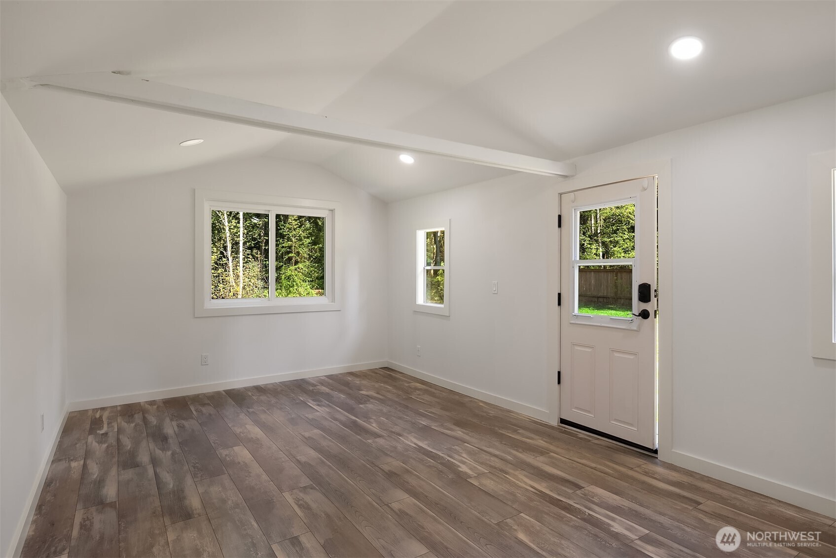 5325 133rd Street Southwest Edmonds, WA 98026 - Photo 32 of 36 Gallery Image 32