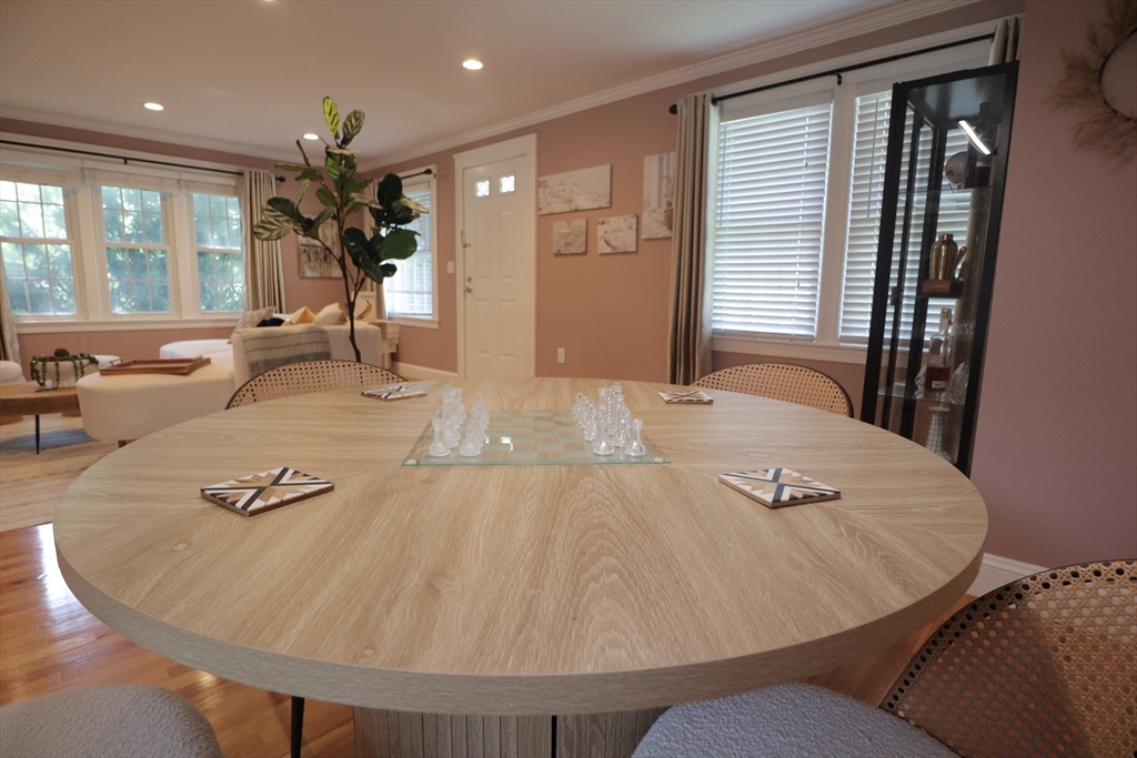 838 Worcester Street Wellesley, MA 02482 - Photo 10 of 42