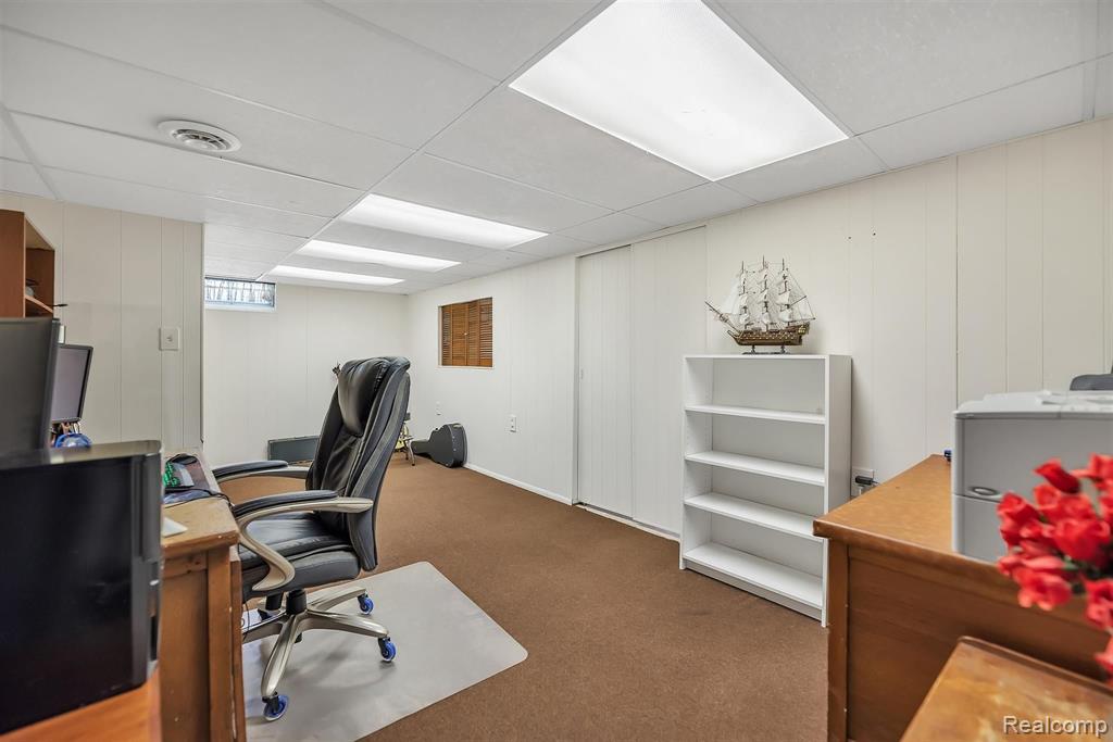6292 Yorkshire North Riding Road Flint, MI 48532 - Photo 29 of 45