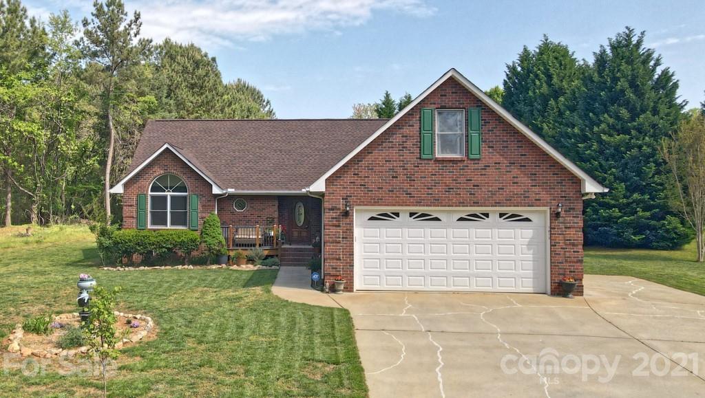7813 McConnell Road Denver, NC 28037 - Photo 1 of 40 Gallery Image 1