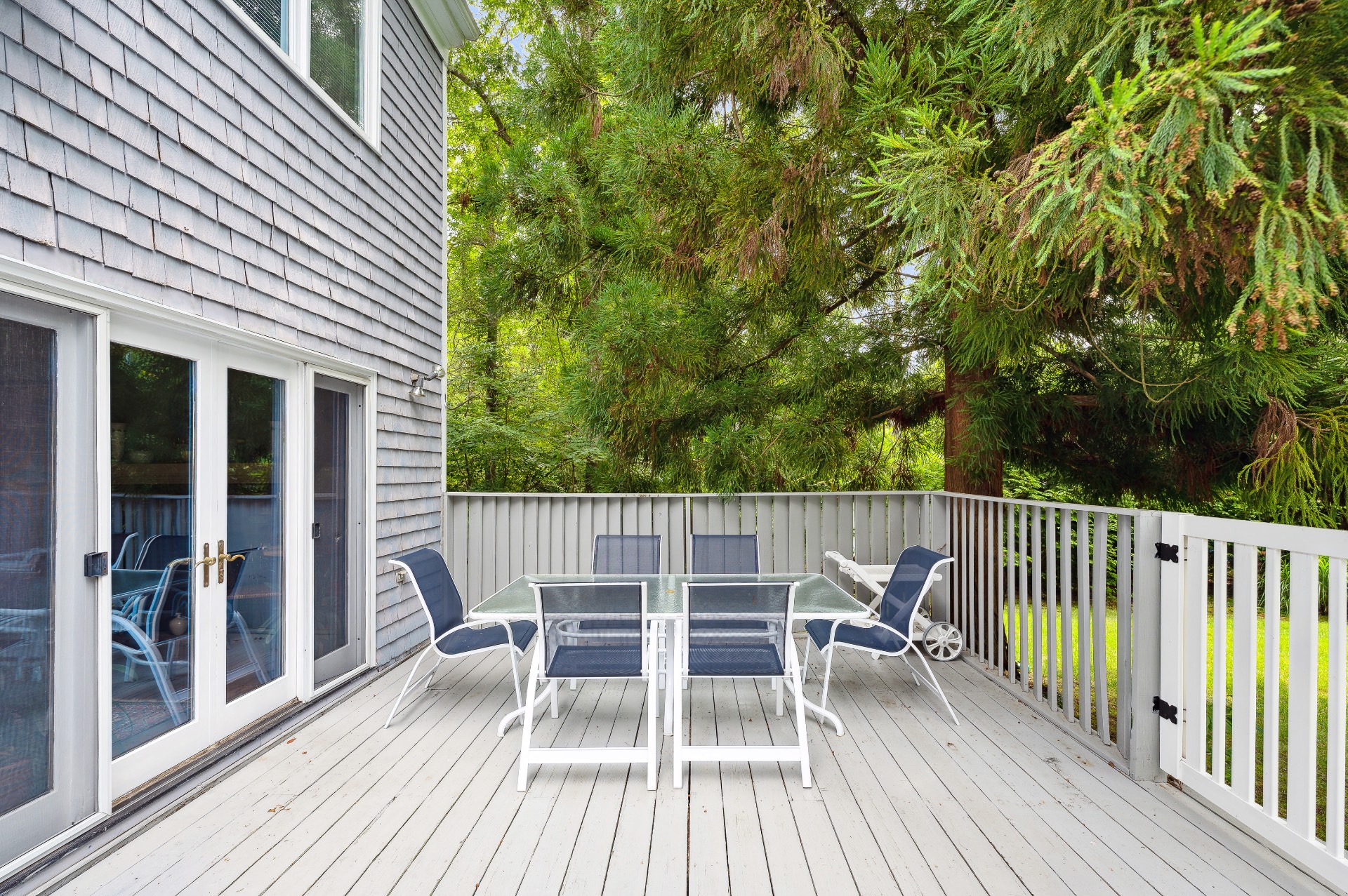 61 Edwards Hole Road East Hampton, NY 11937 - Photo 17 of 21 Gallery Image 17
