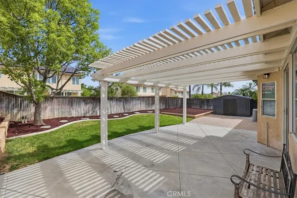 $879,900 | 6974 Riverboat Drive, Eastvale, CA 91752