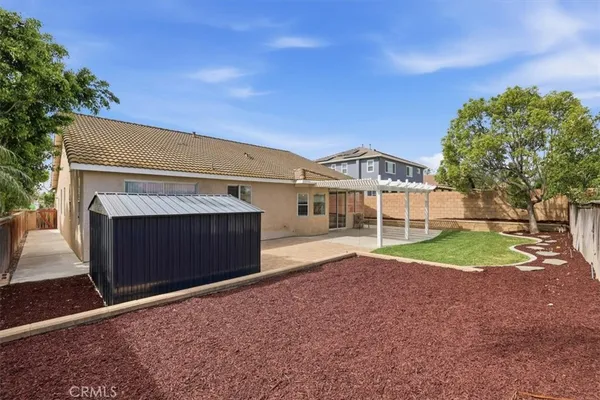 $879,900 | 6974 Riverboat Drive, Eastvale, CA 91752