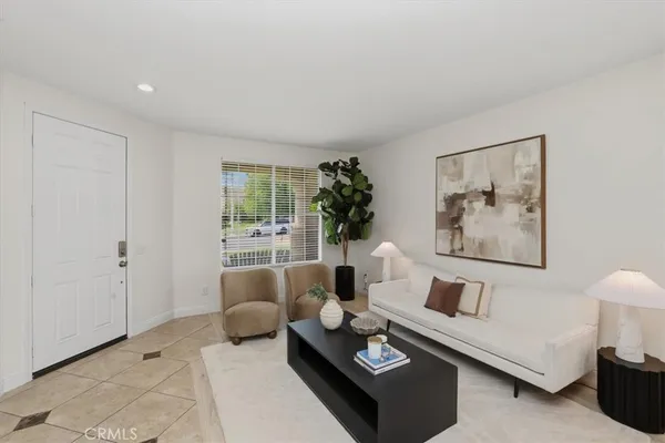 $879,900 | 6974 Riverboat Drive, Eastvale, CA 91752