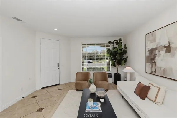 $879,900 | 6974 Riverboat Drive, Eastvale, CA 91752