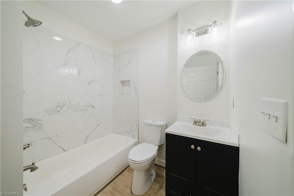335 Badgett Avenue Mount Airy, NC 27030 - Photo 7 of 16