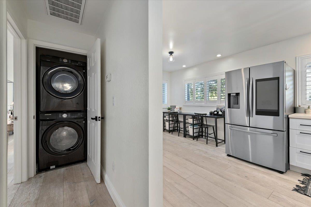 789 Cañada Road Woodside, CA 94062 - Photo 20 of 33 a view of a kitchen with a washer and dryer