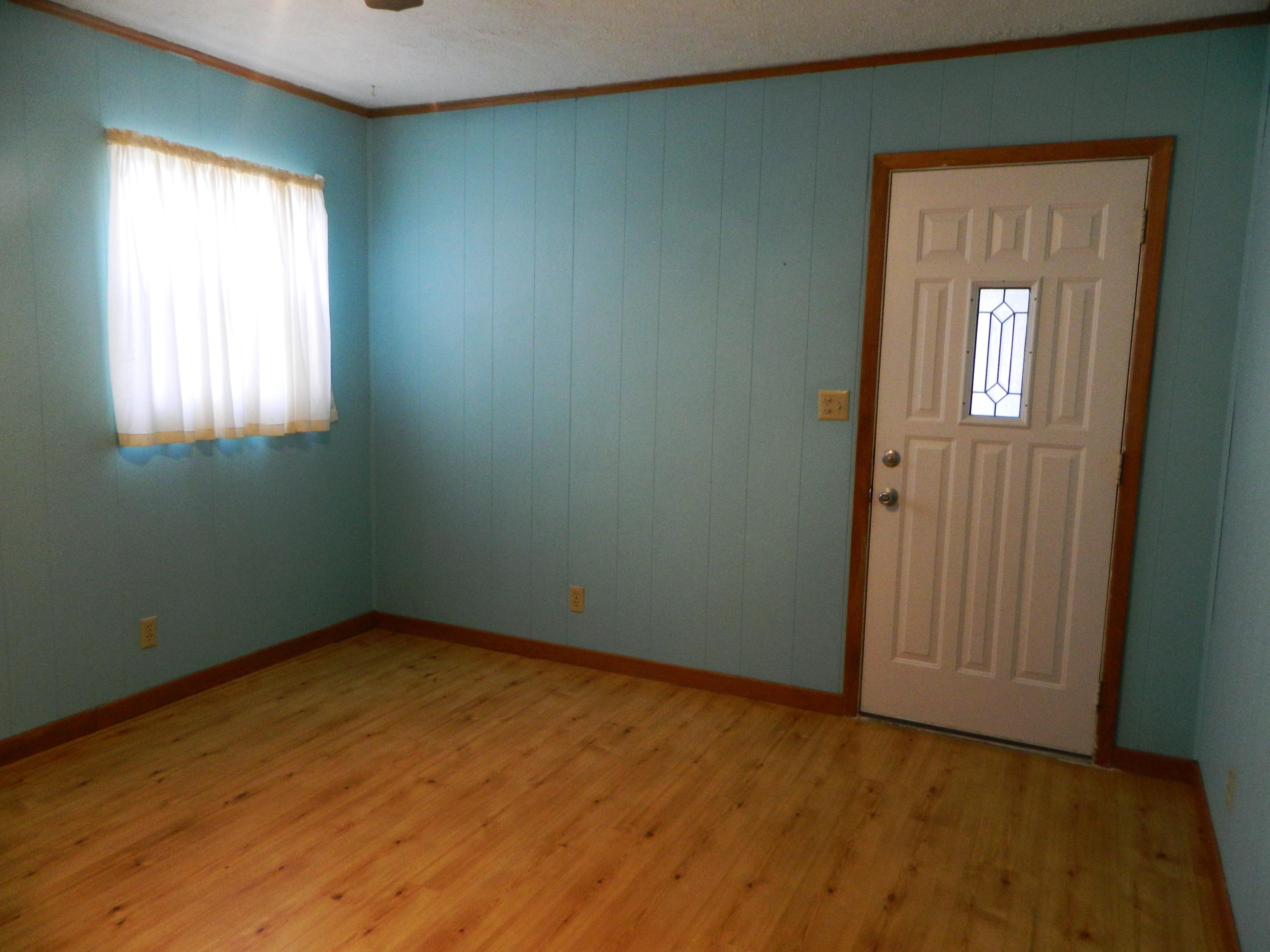 122 Beverly Circle Oak Ridge, TN 37830 - Photo 24 of 30 door to sunpporch
