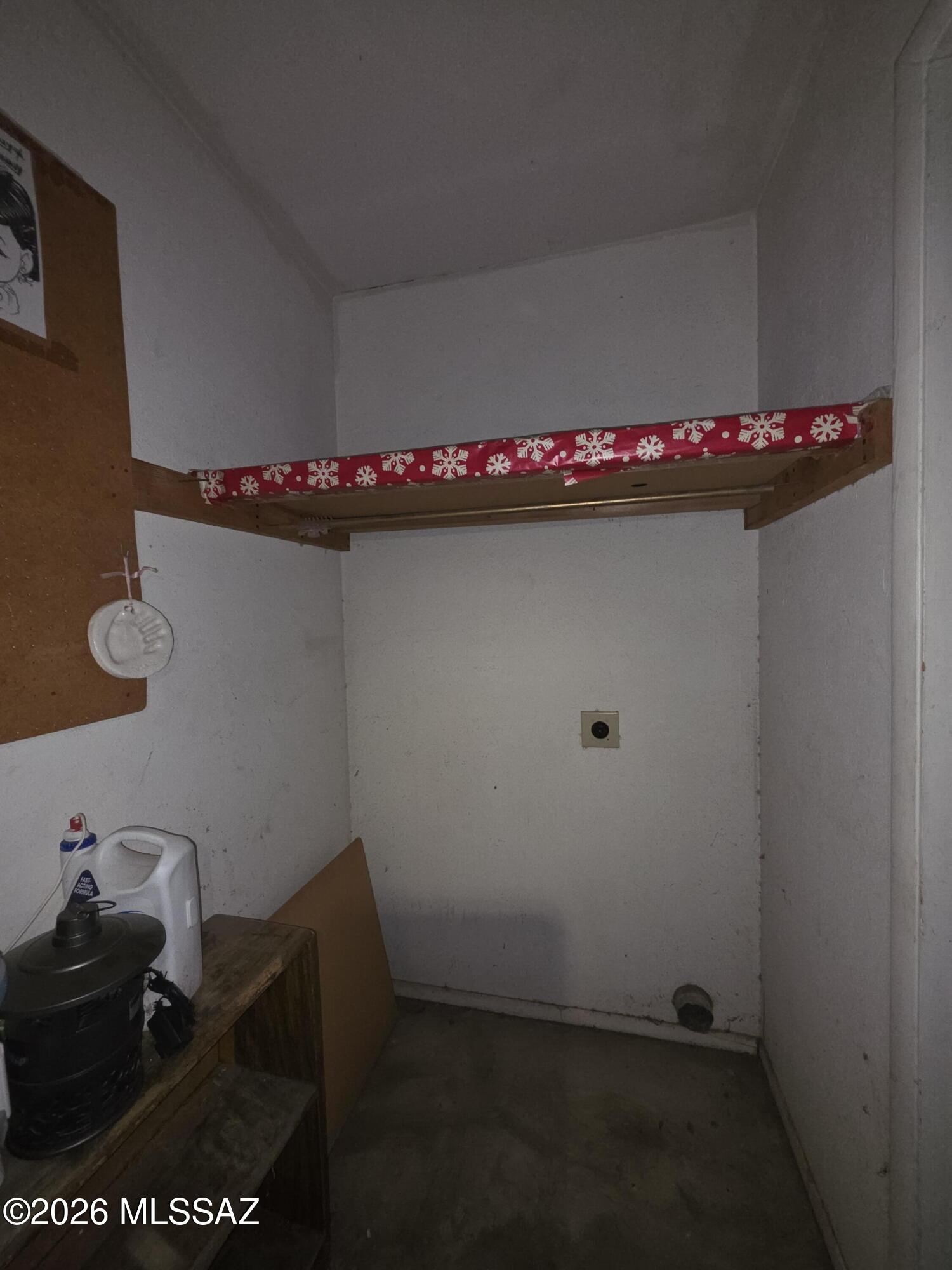 211 West Roger Road, Unit 24 Tucson, AZ 85705 - Photo 18 of 24 a close view of utility room