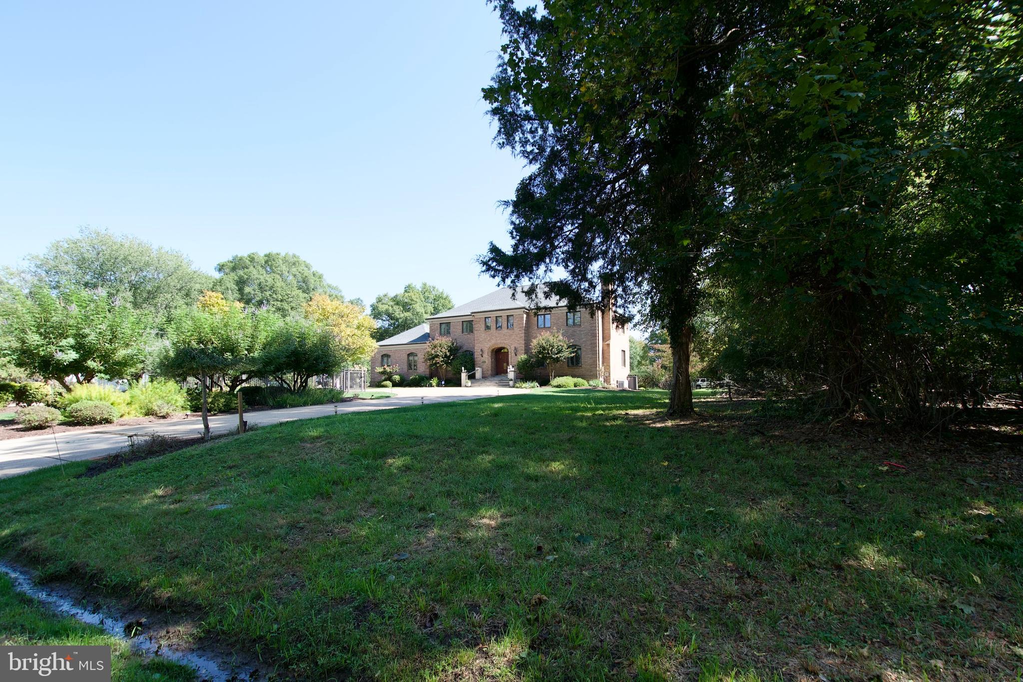 12304 Hatton Point Road Fort Washington, MD 20744 - Photo 4 of 10