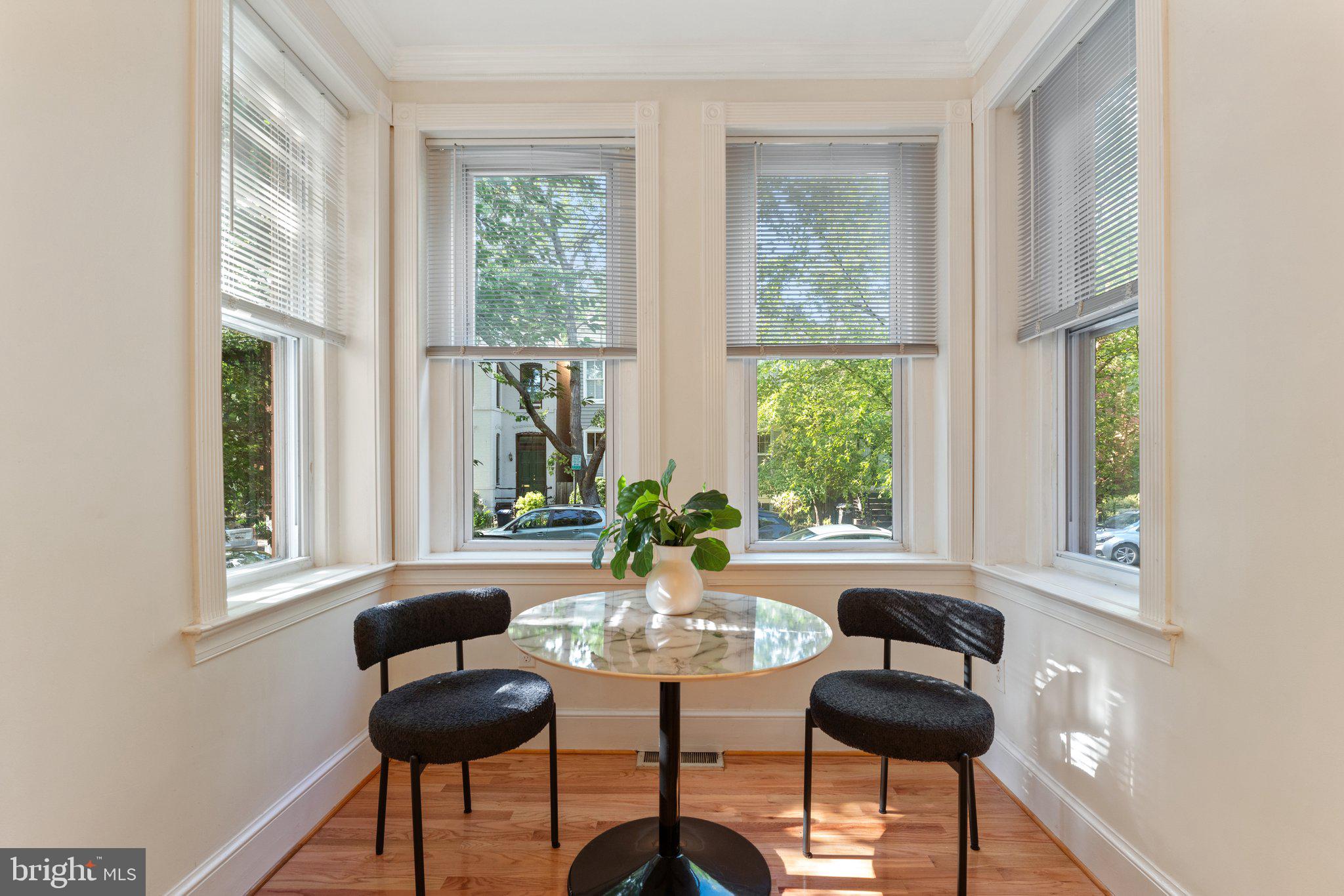 821 C Street Southeast Washington, DC 20003 - Photo 11 of 53