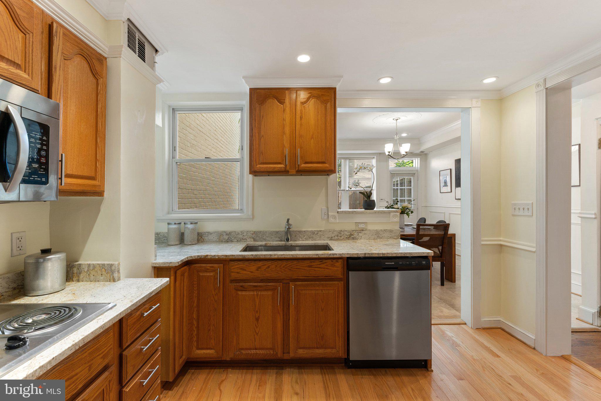 821 C Street Southeast Washington, DC 20003 - Photo 14 of 53