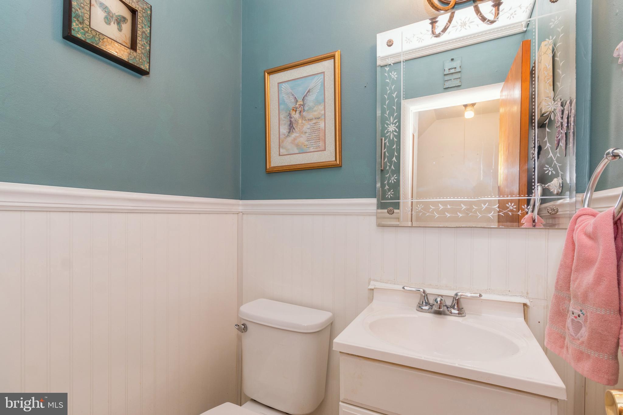 7333 Hill Road Philadelphia, PA 19128 - Photo 12 of 21