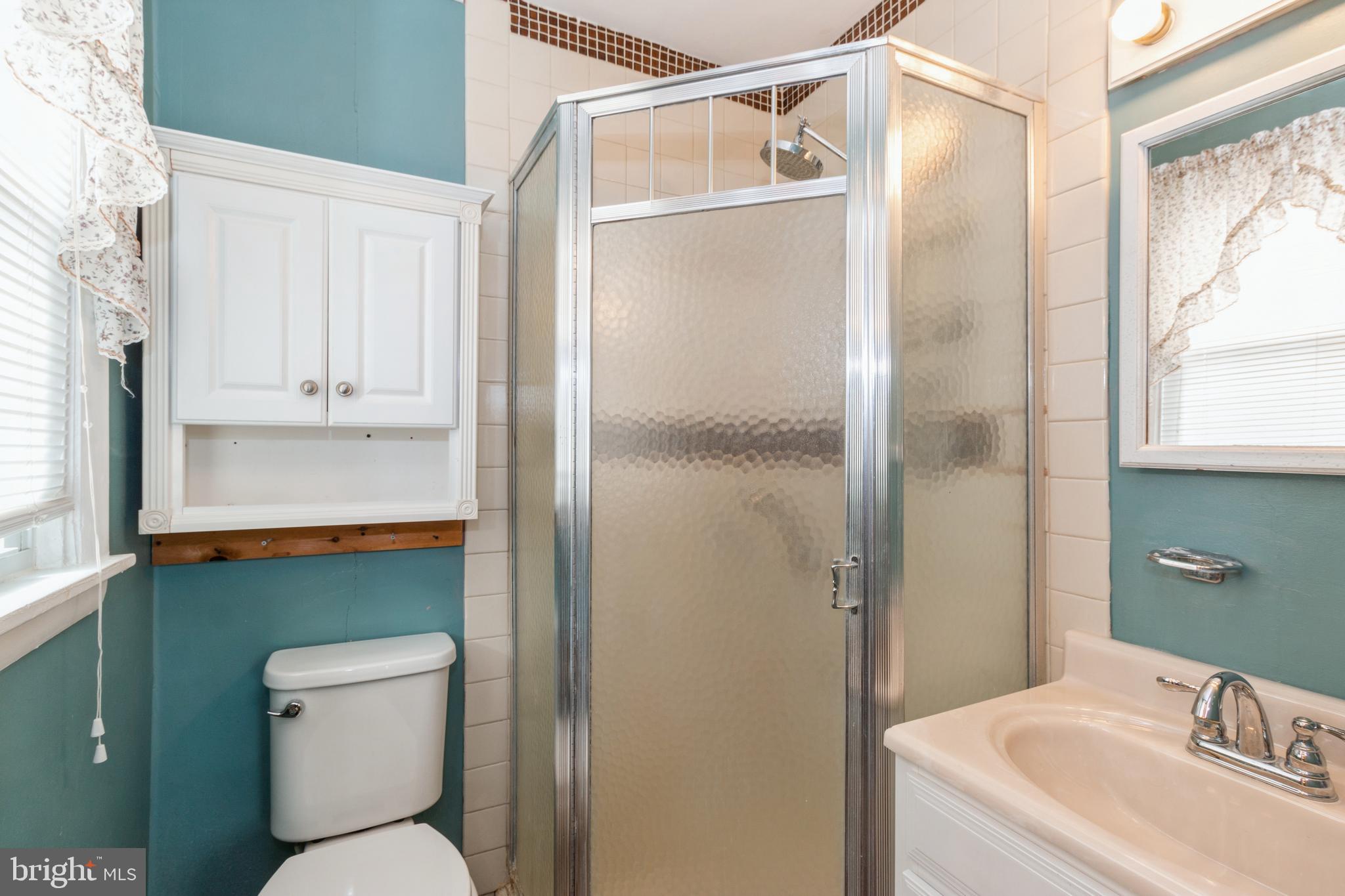 7333 Hill Road Philadelphia, PA 19128 - Photo 14 of 21