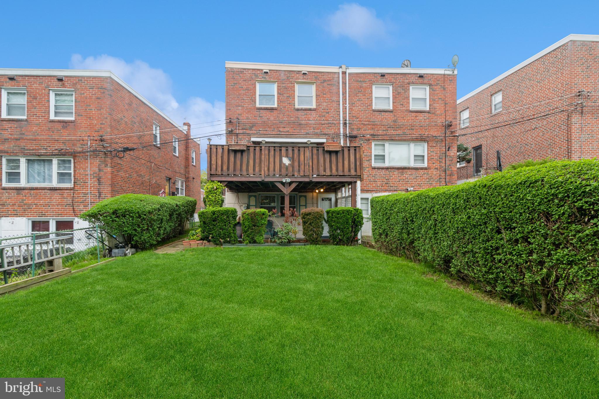 7333 Hill Road Philadelphia, PA 19128 - Photo 3 of 21