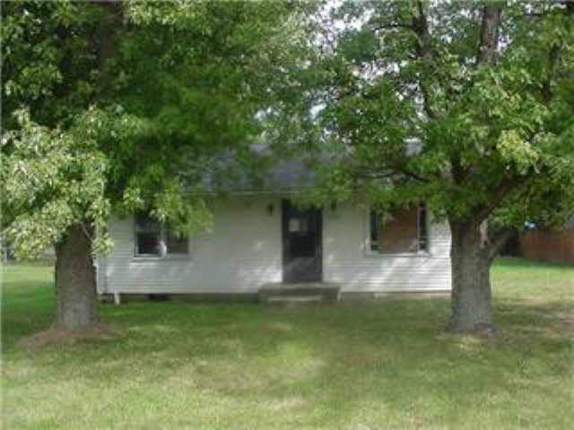 2004 North Rector Avenue Muncie, IN 47303 - Photo 1 of 2