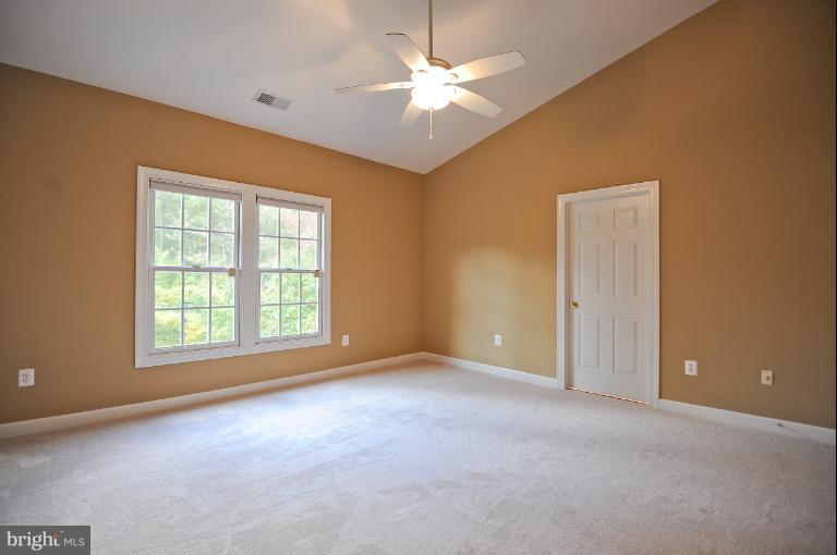 Bedroom (Master)