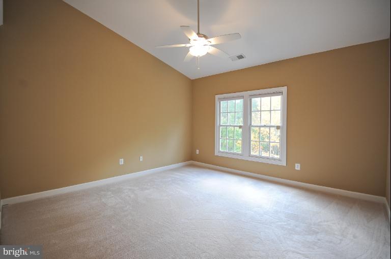 Bedroom (Master)